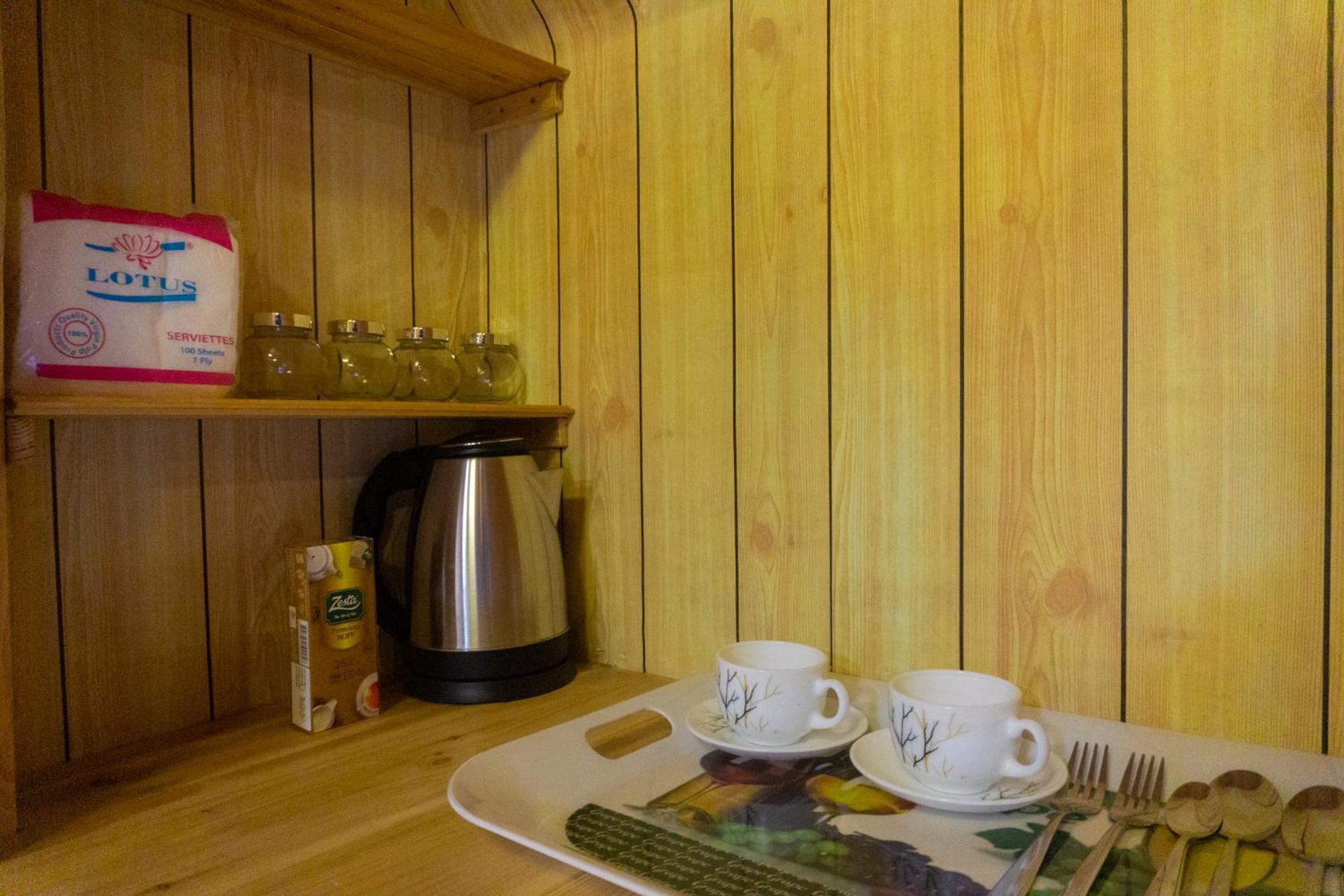 Bed and Breakfast Hobbit Hole Hideaway Ella Exterior foto