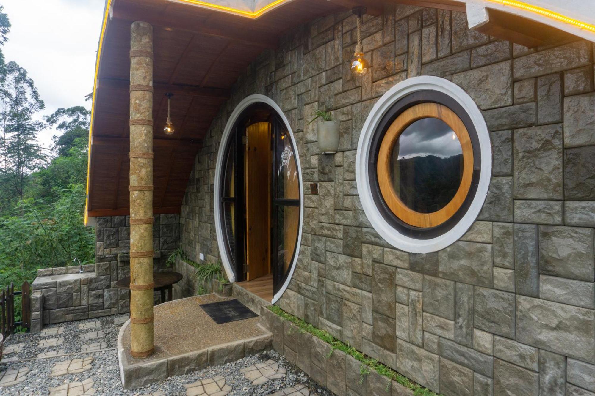Bed and Breakfast Hobbit Hole Hideaway Ella Exterior foto