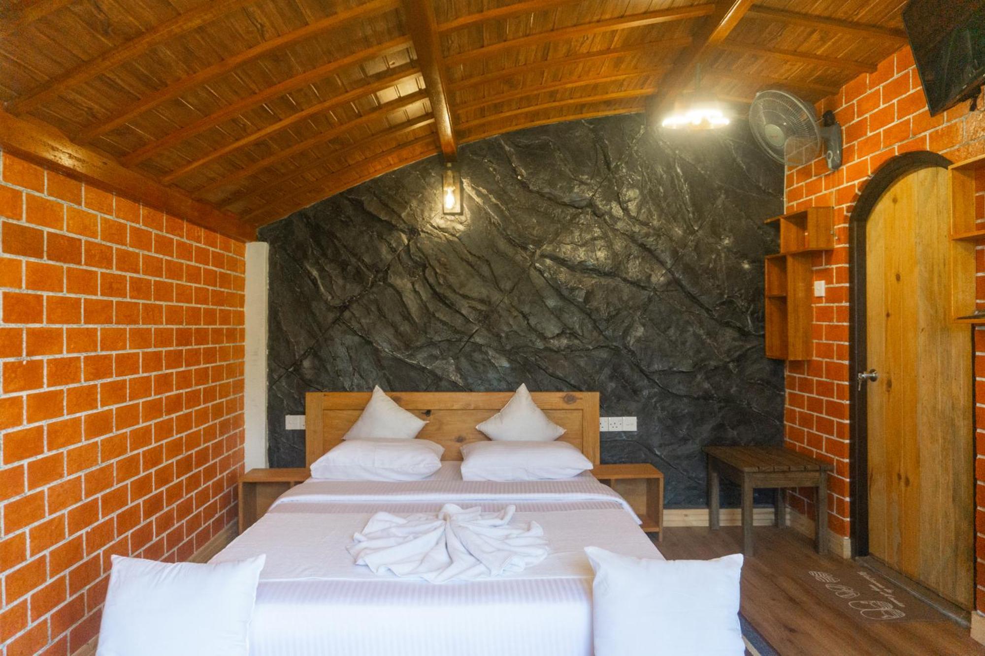 Bed and Breakfast Hobbit Hole Hideaway Ella Exterior foto